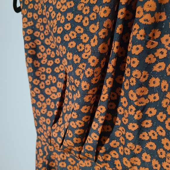 Angeleye Sleeveless Mini Floral Dress - Picture 3 of 9